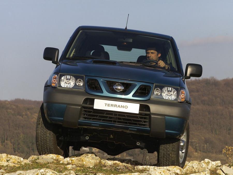  Nissan Terrano II 3-Door 1999 года  (фото 14 из 20)